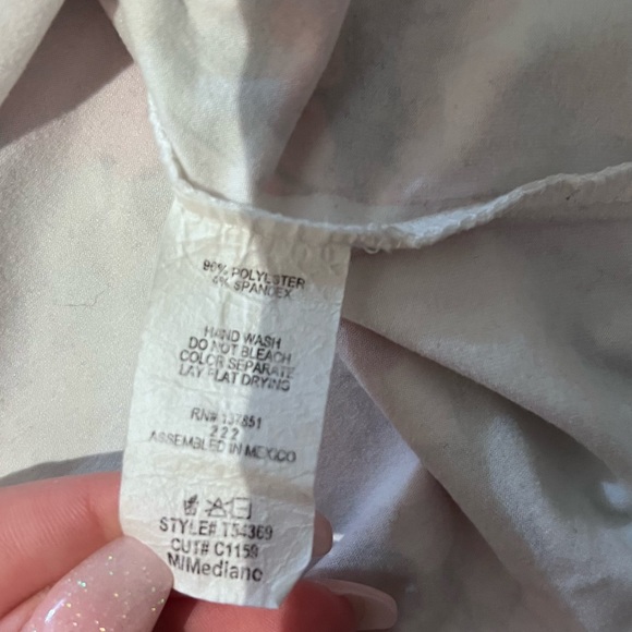 Flower Cropped Tee - Picture 6 of 6